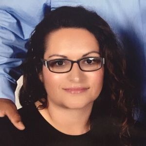 Meet your Posher, Denise